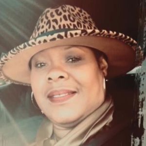 Meet your Posher, Tonya